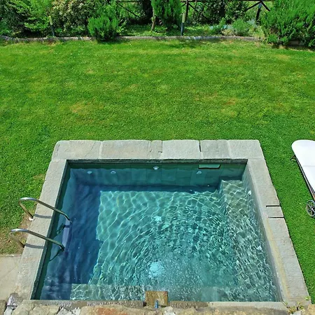 卡尔西娜伊奥别墅 *